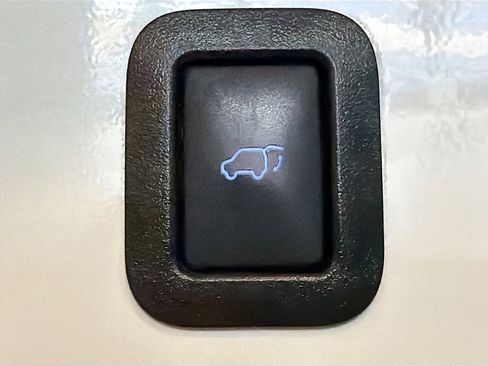 Used 2018 Toyota Highlander XLE w/ Protection Package #3 image 32