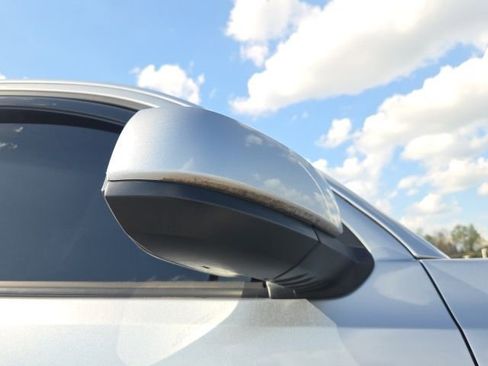 Used 2022 Toyota Tacoma SR5 w/ SR5 Appearance Package (SM) image 16