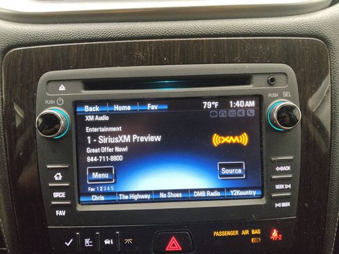 Used 2016 Chevrolet Traverse LT AWD/4WD image 25