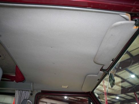 Used 1990 Volkswagen Vanagon Multi-Van image 40