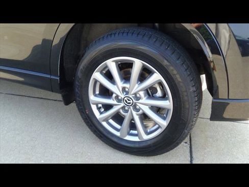 Used 2024 MAZDA CX-5 AWD 2.5 S w/ Select Package image 9