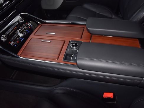 Certified 2024 Lincoln Navigator Reserve image 32