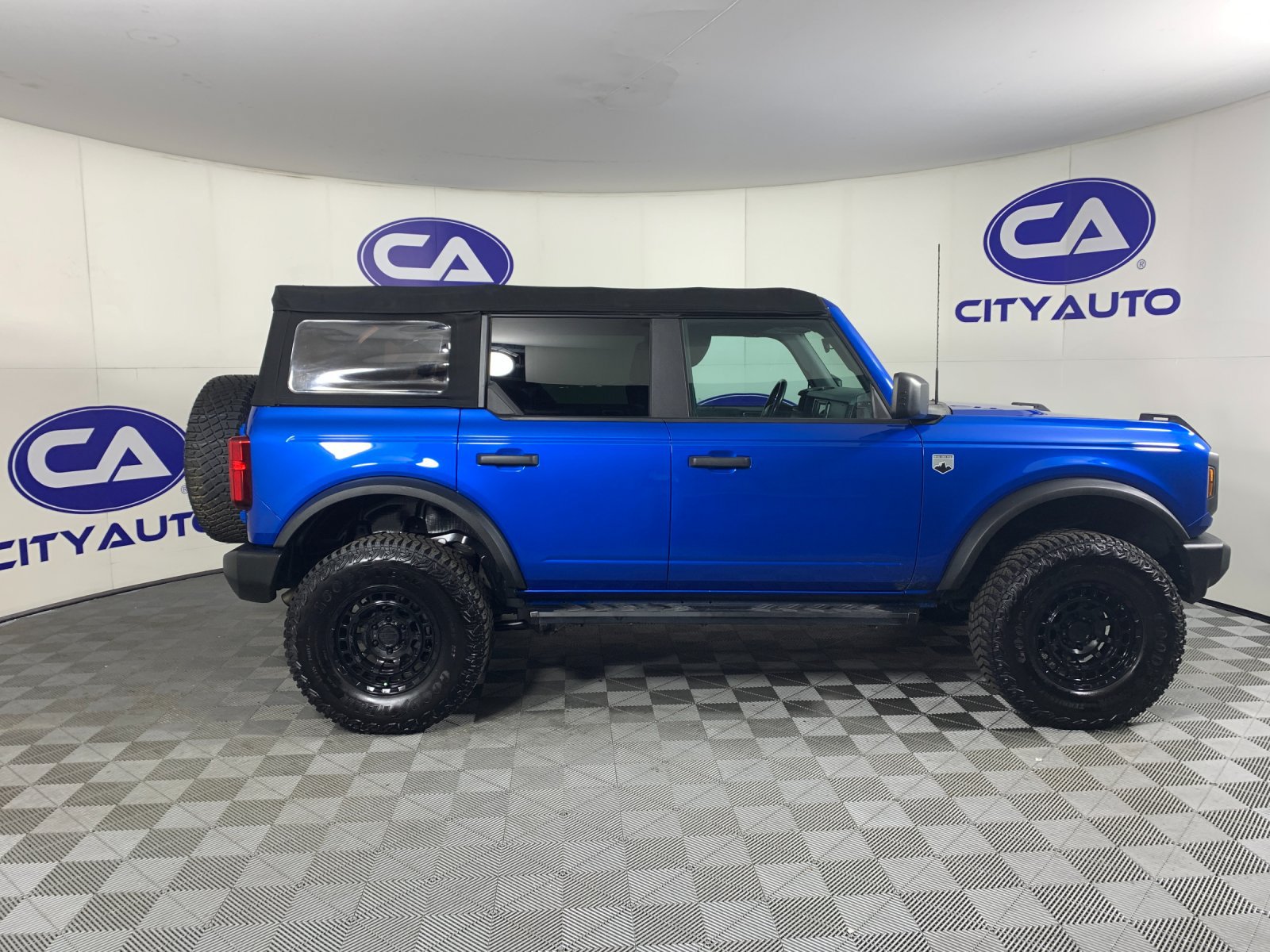 Used 2022 Ford Bronco Big Bend AWD/4WD image 2