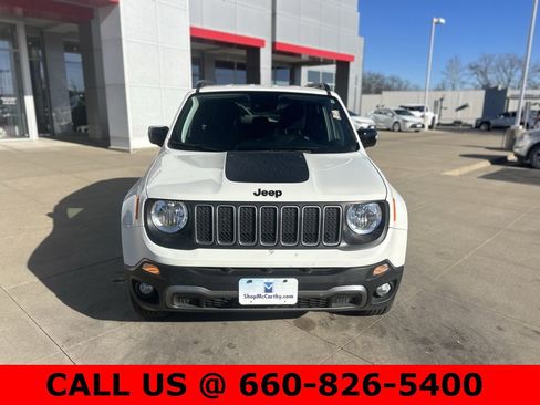 Used 2023 Jeep Renegade Latitude image 3