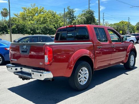 Used 2015 Nissan Frontier SV w/ SV Value Truck Package RWD image 14