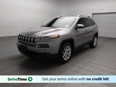 Used 2018 Jeep Cherokee Latitude w/ Safety Group