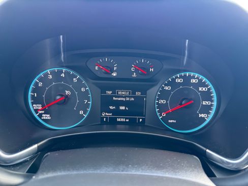 Used 2021 Chevrolet Equinox LS image 11