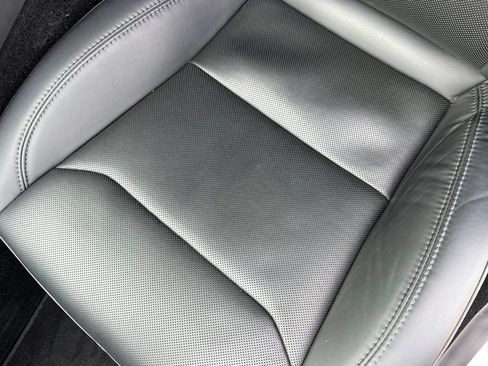 Used 2026 Tesla Model Y AWD image 11