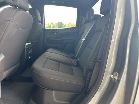 Used 2024 GMC Canyon Elevation RWD image 9