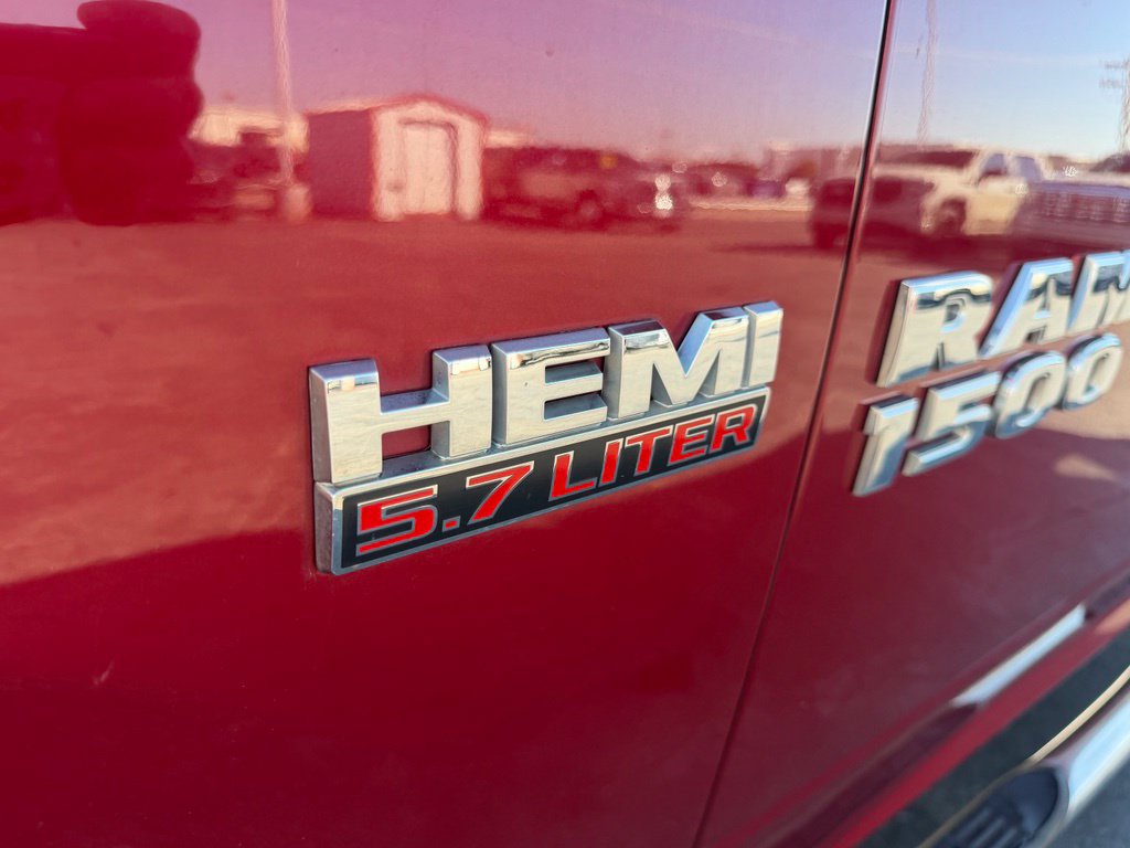 Used 2015 RAM 1500 Express RWD image 12