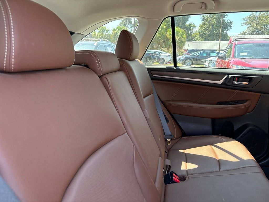 Used 2018 Subaru Outback 2.5i Touring w/ Protection Package #1 AWD/4WD image 18