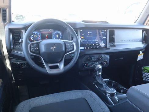 New 2025 Ford Bronco Big Bend image 2