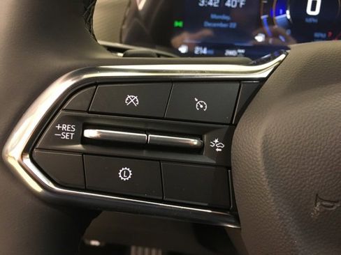 New 2026 Chevrolet Equinox LT w/ Convenience Package II image 28