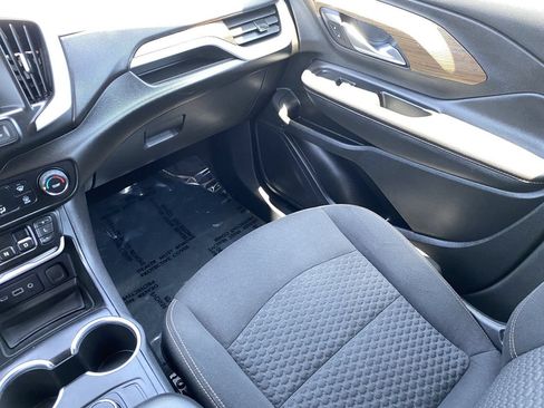 Used 2020 GMC Terrain SLE FWD image 18