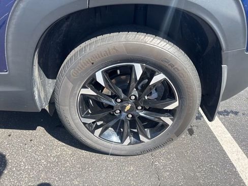 Used 2023 Chevrolet TrailBlazer LT w/ Convenience Package image 16