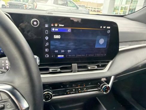 Used 2026 Chevrolet Equinox LT AWD/4WD image 45