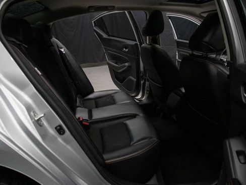 Used 2020 Nissan Altima 2.5 SR w/ Premium Package image 18