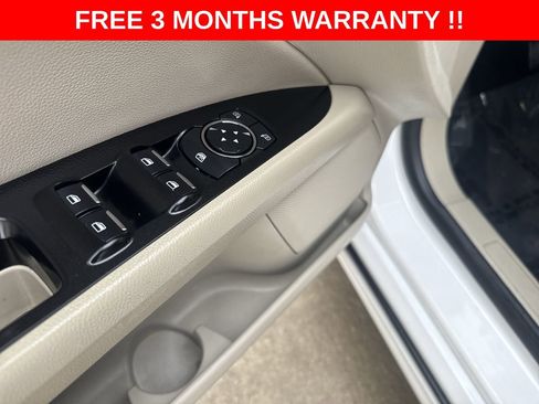 Used 2019 Ford Fusion SEL image 12