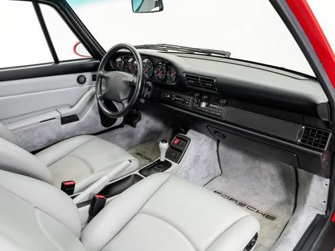 Used 1995 Porsche 911 Carrera RWD image 23