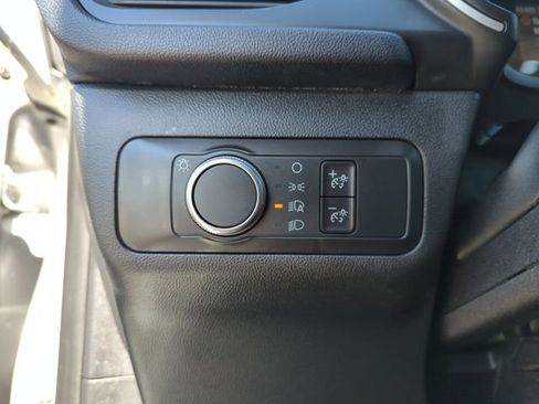 Used 2020 Ford Escape SE image 39