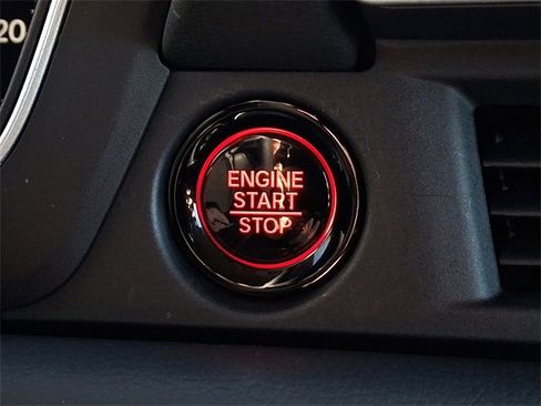 Certified 2025 Honda Pilot EX-L image 22