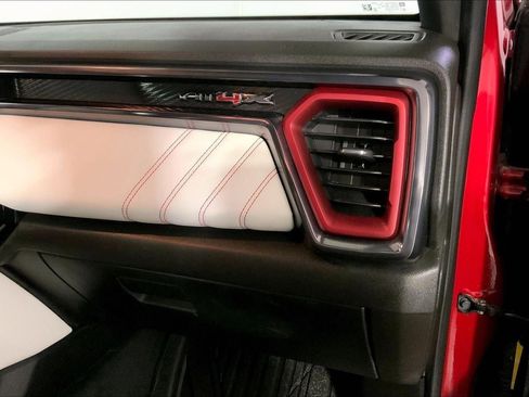 Used 2023 GMC Canyon AT4X image 16