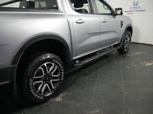 Used 2024 Ford Ranger Lariat w/ FX4 Off-Road Package image 4