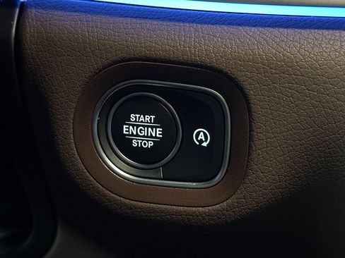 New 2026 Mercedes-Benz GLS 450 4MATIC image 23