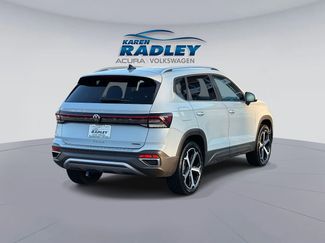 Certified 2025 Volkswagen Taos SEL video 2