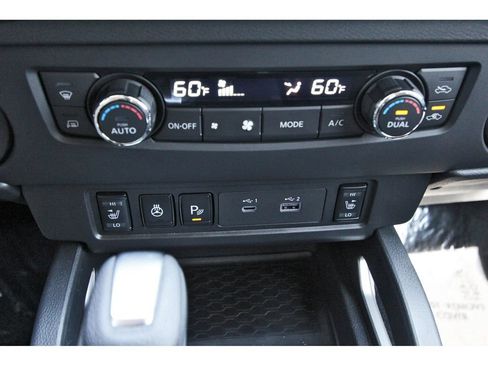 Used 2025 Nissan Frontier SV w/ SV Convenience Package RWD image 28