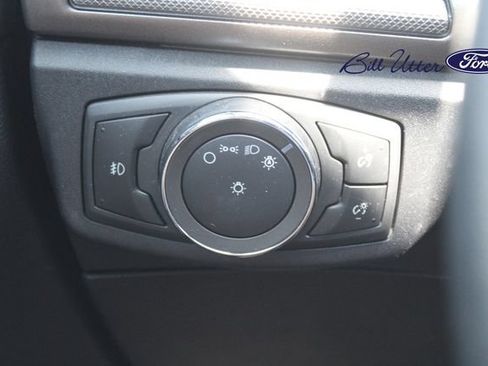 Used 2020 Ford Fusion SE w/ Equipment Group 151A FWD image 20