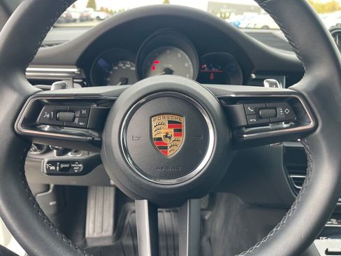 Used 2023 Porsche Macan S image 18