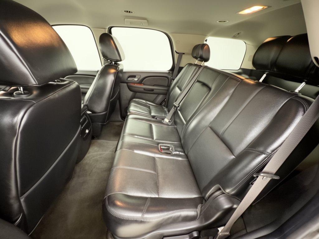 Used 2007 Chevrolet Tahoe LT w/ LT Preferred Equipment Group AWD/4WD image 25