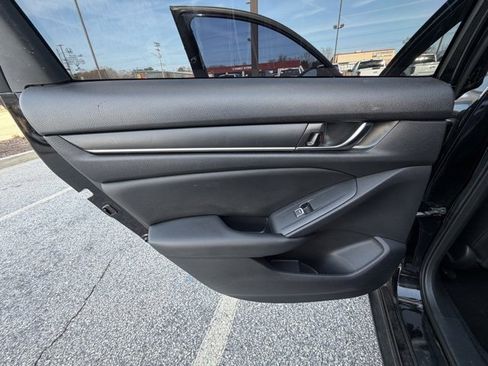 Used 2021 Honda Accord Sport image 16