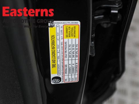 Used 2023 Chevrolet Equinox LT image 34