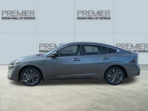 New 2026 Nissan Sentra SL w/ Floor Mat Package image 8