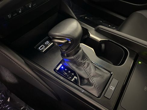 Certified 2024 Lexus ES 350 w/ Premium Package image 23