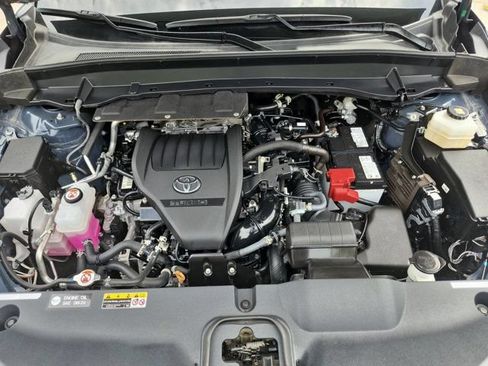 Used 2025 Toyota Grand Highlander AWD image 35