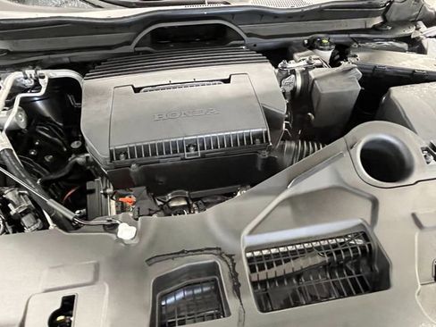 New 2025 Honda Pilot Black Edition image 12