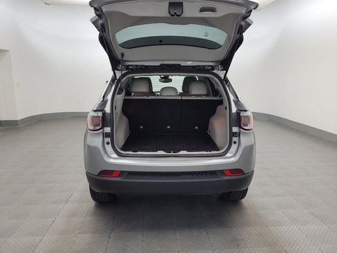 Used 2022 Jeep Compass Latitude w/ Convenience Group AWD/4WD image 29