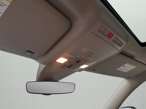 Used 2019 Volkswagen Atlas SE image 38