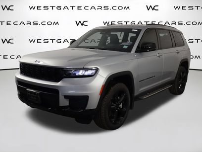 Used 2023 Jeep Grand Cherokee L Laredo