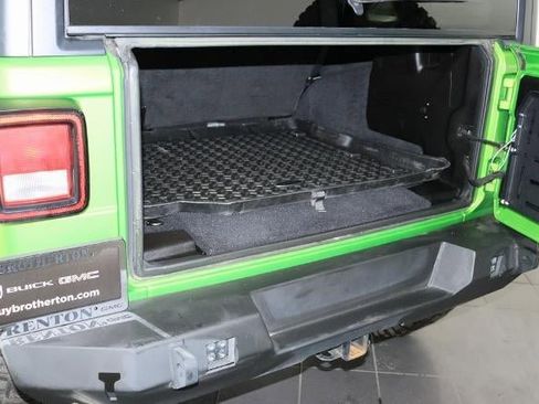 Used 2019 Jeep Wrangler Unlimited Sport S image 23