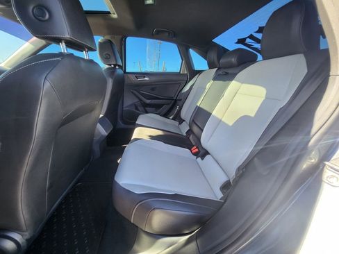 Used 2020 Volkswagen Jetta R-Line image 11