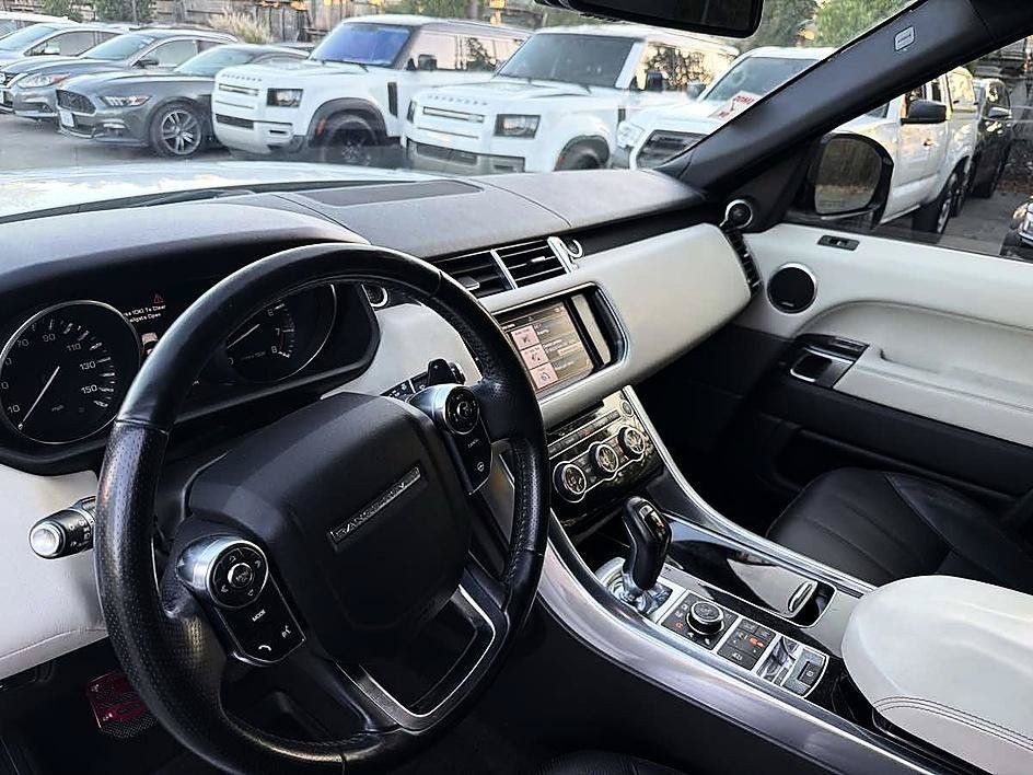 Used 2014 Land Rover Range Rover Sport Supercharged AWD/4WD image 19