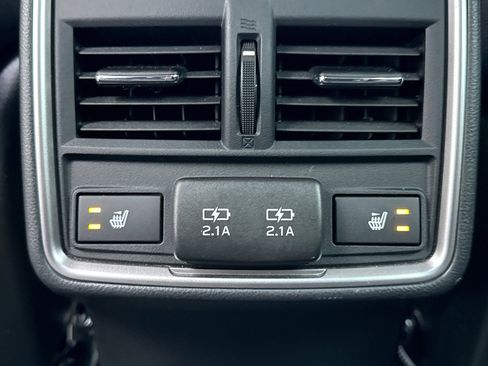 Used 2021 Subaru Forester Touring AWD/4WD image 22