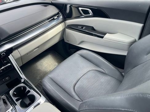 Used 2024 Kia Carnival SX Prestige FWD image 15