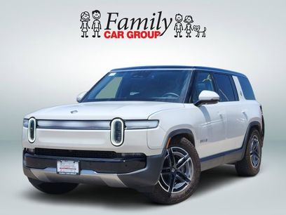 Used 2025 Rivian R1S Adventure