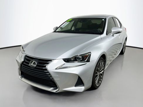 Used 2017 Lexus IS 200t RWD image 10