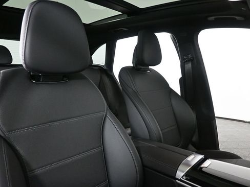 New 2026 Mercedes-Benz GLC 300 image 21